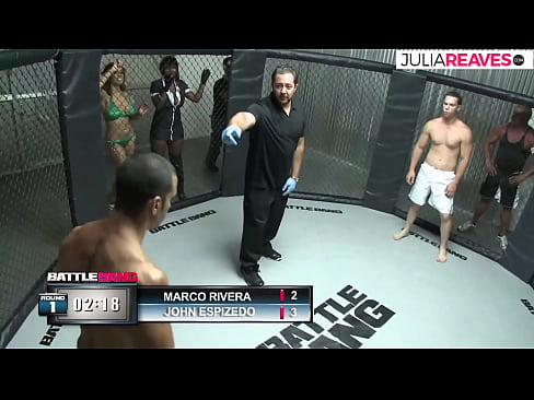 ❤️ I-Ultimate Fighter ijola intombazane enenombolo ngemva nje kokulwa eringini Izocansi kithi ❤